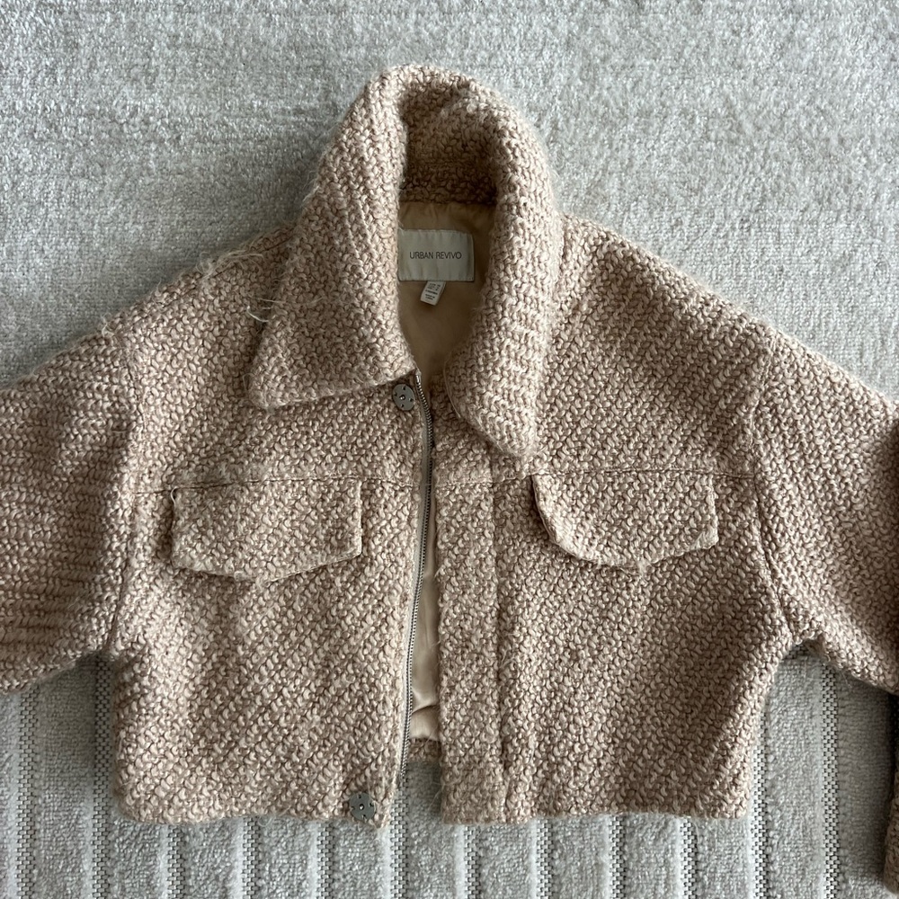 Urban Revivo Women's Textured Tan Cropped Teddy Jacket, in US 4